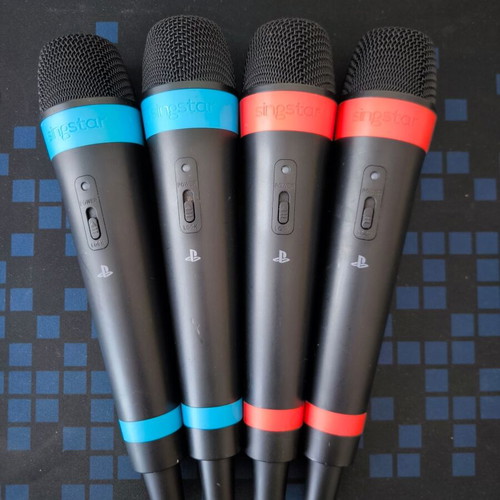 SingStar Wireless Microphone for PS3 and PS4, like new, red or blue