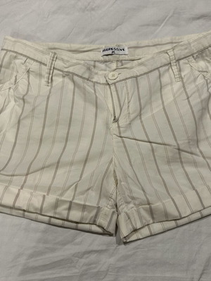 AGGRESSIVE striped white/beige shorts size M