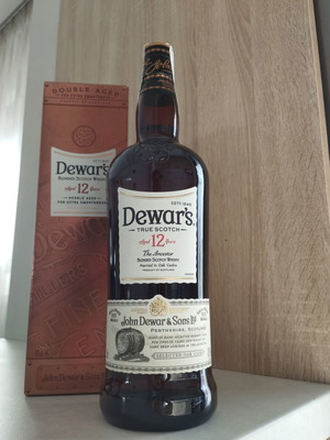 Dewar's 12 Years Blended Scotch Whisky 1 Liter sealed with box