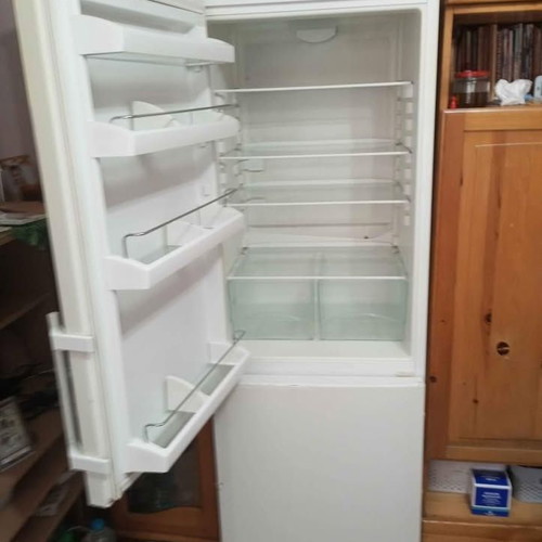 Liebherr refrigerator and freezer like new, 180cm height