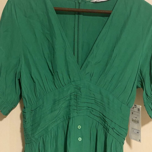 Zara dress new, green viscose midi with buttons and elastic sleeves