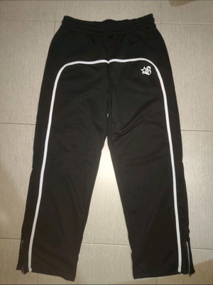 Men's black sports pants size L new only tried on