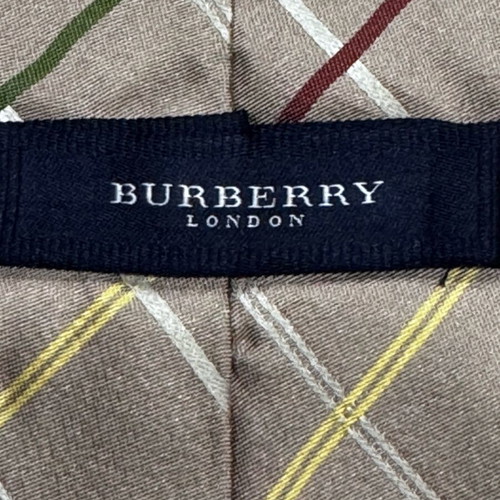 Tie in excellent condition