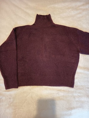 Zara sweater size XS-S new, burgundy red