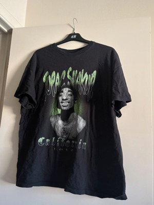 Bershka x 2Pac California Love Graphic T-Shirt XL like new