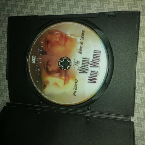 DVD The Whole Wide World like new, biographical drama with subtitles