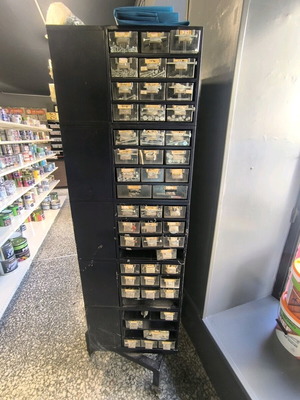 Επαγγελματική περιστρεφόμενη συρταριέρα εξαρτημάτων μεταχειρισμένη, βαρέως τύπου 4 πλευρών