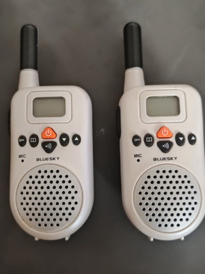Walkie Talkies Bluesky like new, pair for short distance communication
