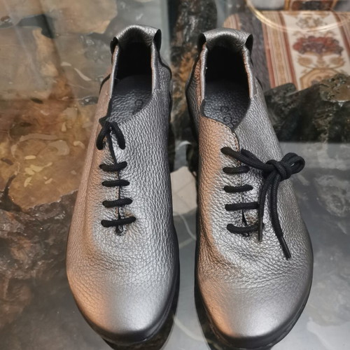 Arche leather ballerinas size 35 silver new