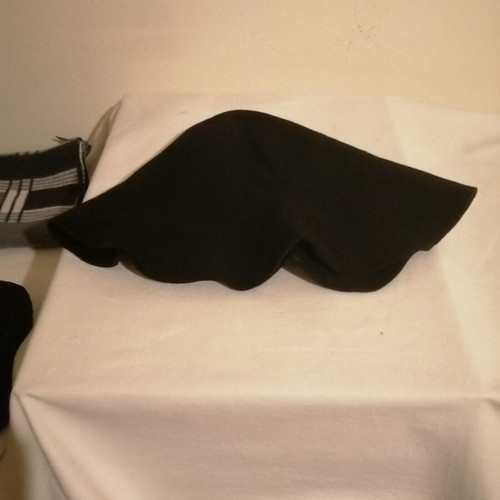 Cotton wool triangular hat new, size M, black