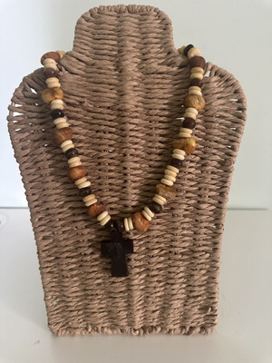 Boho Chic Unisex Necklace with Wooden Beads and Cross in Earthy Tones