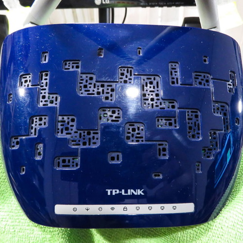 TP-Link TD-W8960N Wireless Modem-Router like new, 300Mbps Wireless N