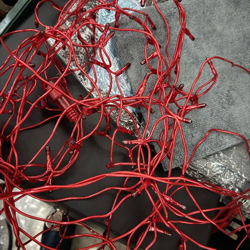 Red string lights like new