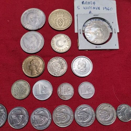 Foreign coins used, lot of 20 pieces