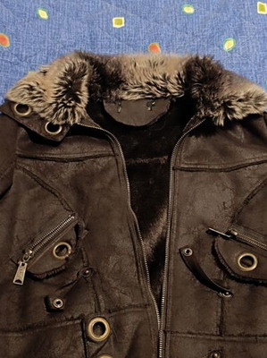 Leather jacket with fur lining medium size like new, brown