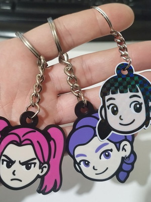 3D printed holographic K-pop Demon Hunters keychains made to order