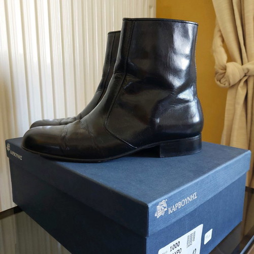 Men's leather boots used, size 42, black