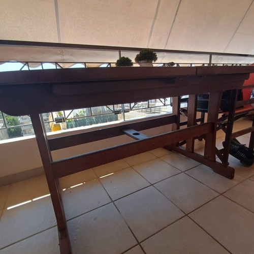 Keuring wooden outdoor set like new, 1 table and 4 folding chairs