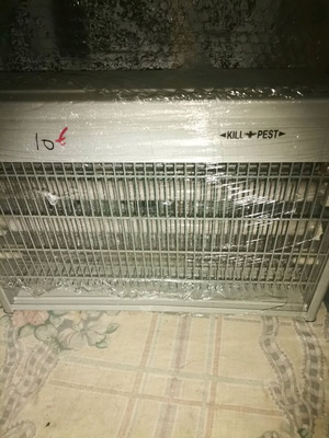 Kill Pest used, fully functional with fluorescent black light lamps