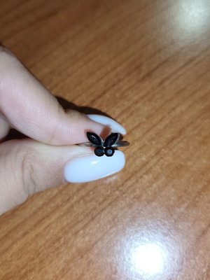 Butterfly ring, adjustable size, black