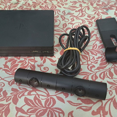 PS4 VR headset like new