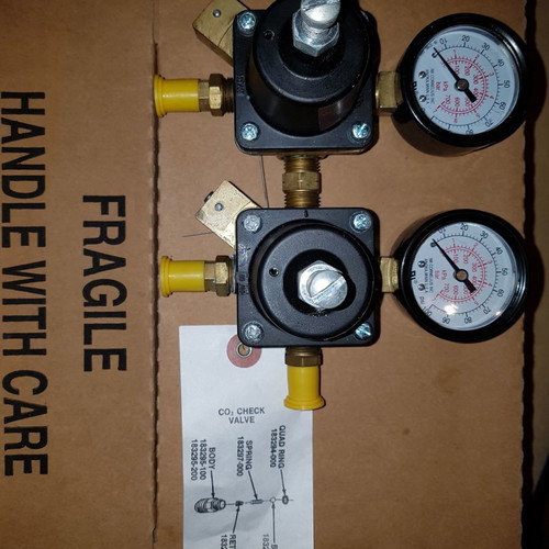 Double pressure regulator new suitable for gases
