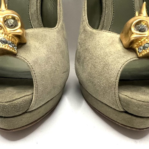 Alexander McQueen skull high heel shoes, green, size 39