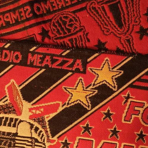 Milan vintage scarf like new, Milan
