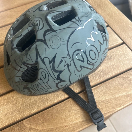 Polisport children's bike helmet like new for ages 10-11