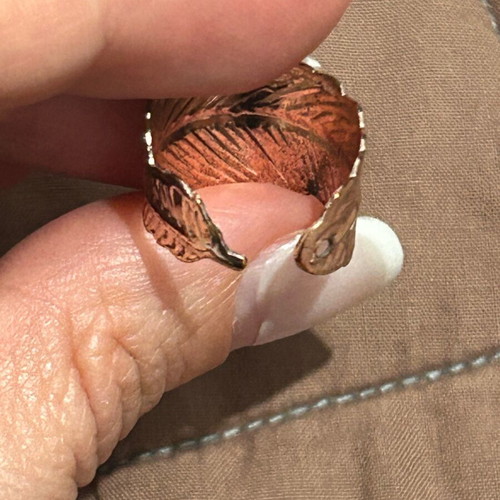 Rosegold ring for pinky finger like new, adjustable size