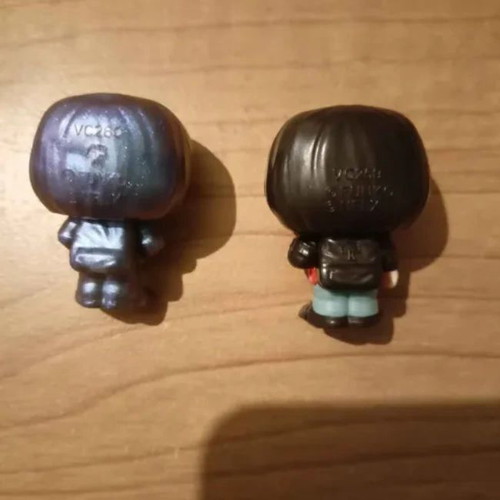Will Stranger Things figures like new, pack of 2