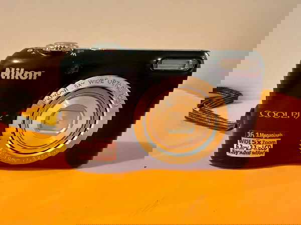 Nikon Coolpix L27