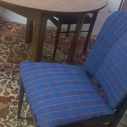 Classic wooden chairs set of 2 like new with blue plaid upholstery