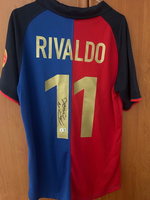 Φανέλα Barcelona Rivaldo υπογεγραμμένη Beckett, σαν καινούργιο