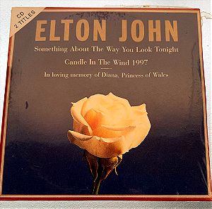 Elton John - Candle in the wind, Something about the way you look tonight