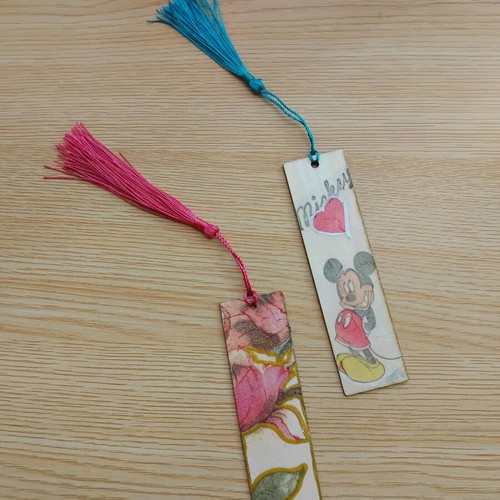 Handmade wooden bookmarks set of 2 with tassel