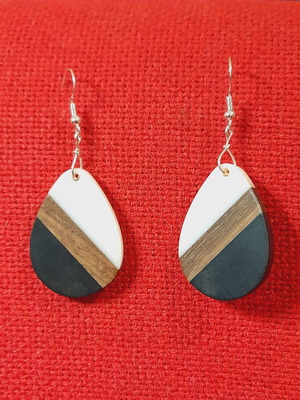 Silver earrings new with wood and resin