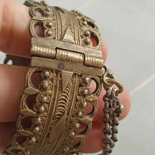 Vintage bracelet from 1965 like new, unique design