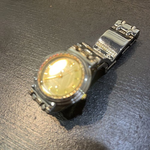 Laquisto women's watch quartz mechanism, like new, metal bracelet