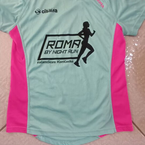 Diadora women's athletic shirt size S like new