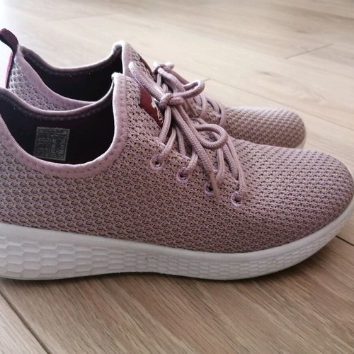 Slazenger athletic shoes purple like new, size 38