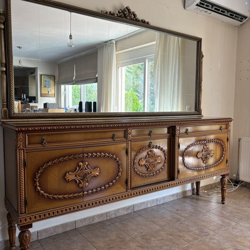 Wooden buffet with mirror