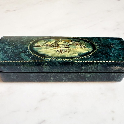 Fedoskino hand-painted jewelry box vintage 1980s like new