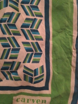 Scarf multicolored like new 70 x70