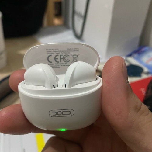 XO X33 Bluetooth handsfree earbuds with charging case white new