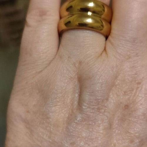 Gold ring stainless steel new, size 9