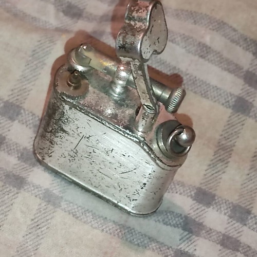 Pearl lighter made in Japan