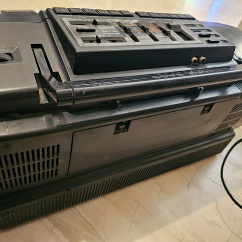Philips Turbo Bass AW 7594 used radio cassette player