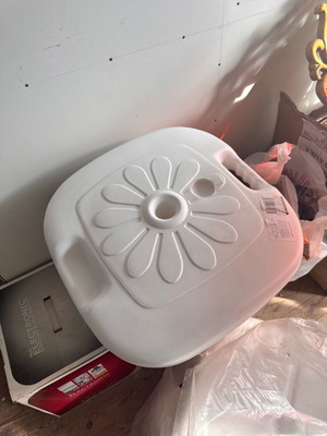 Plastic garden umbrella bases new, set of 3 pieces