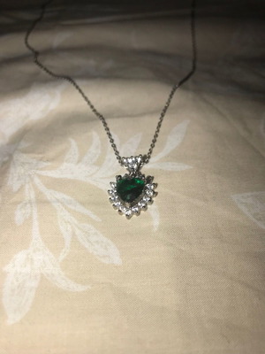 Steel necklace new with silver-colored heart